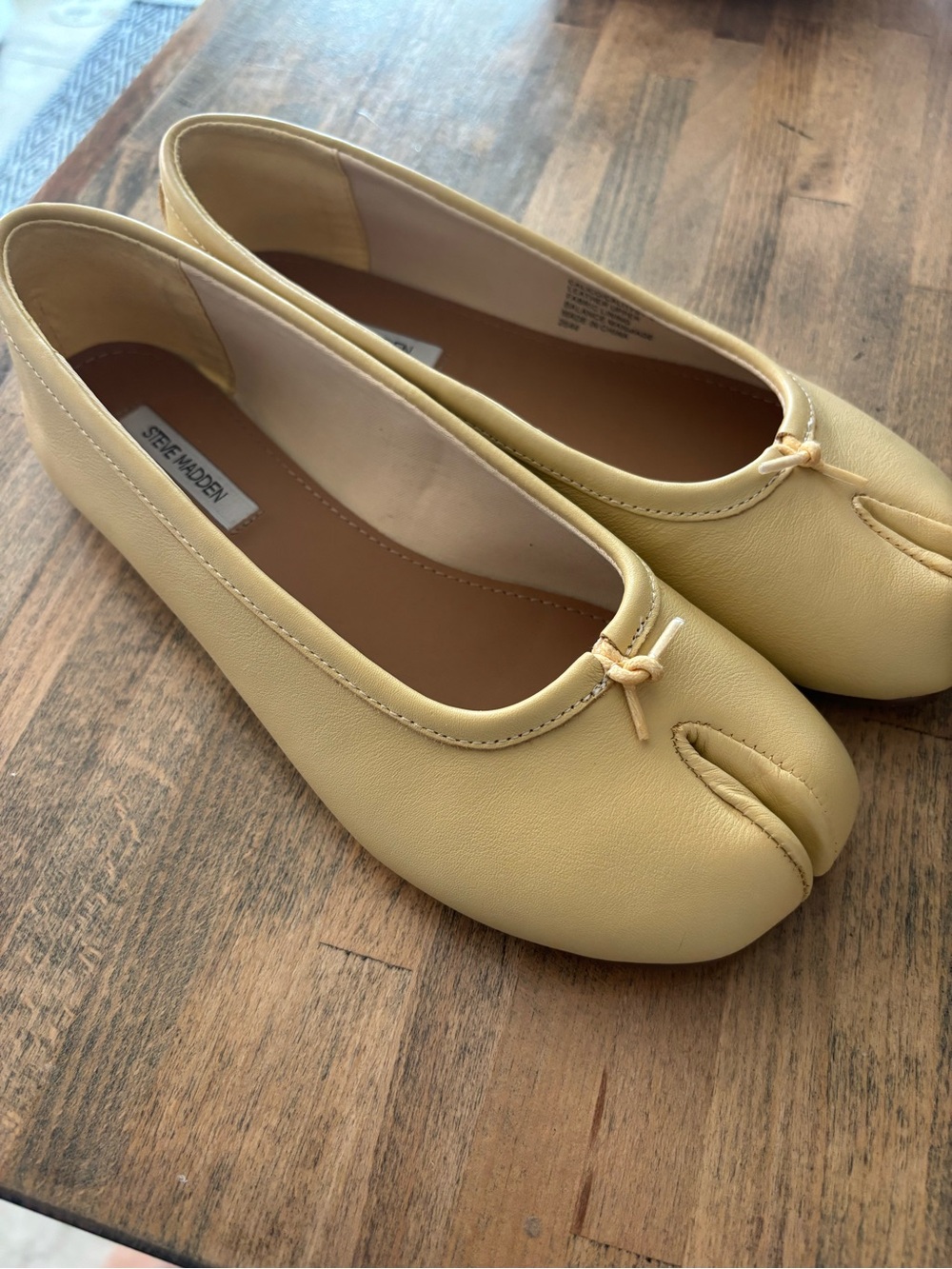 Steve Madden Calico Split Toe Ballet Flat Size 6